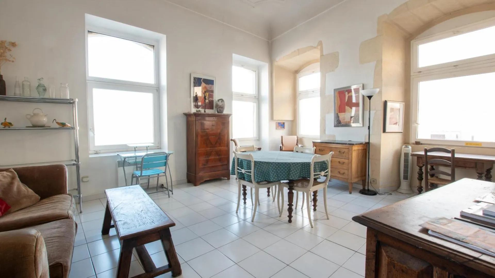 Renne - Vue Imprenable Sur Le Rhone Apartment Arles 0*,